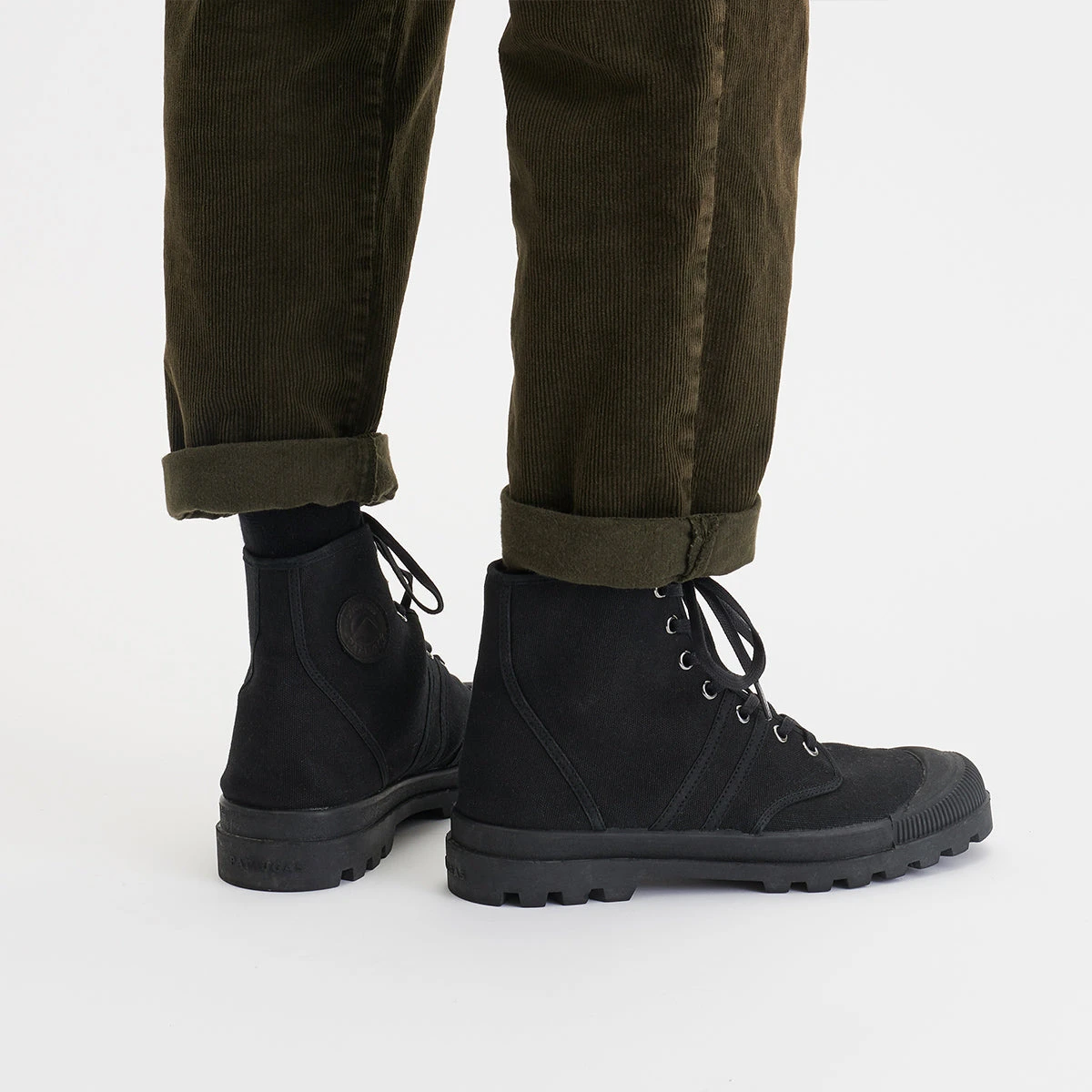 AUTHENTIQUE/T H4G NOIR